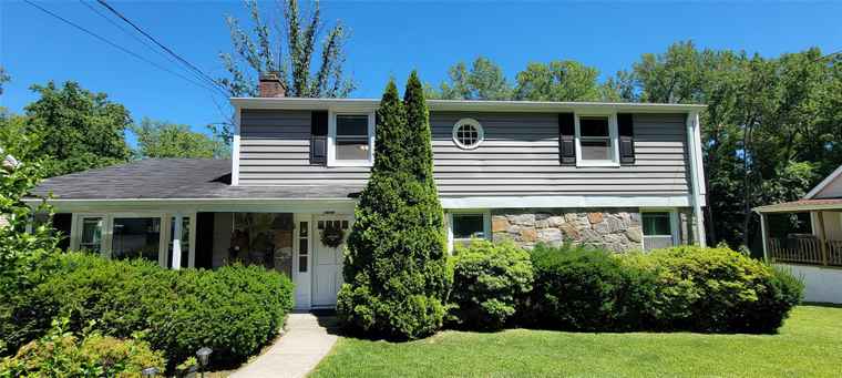 Photo of 652 Scarsdale Rd Tuckahoe, NY 10707