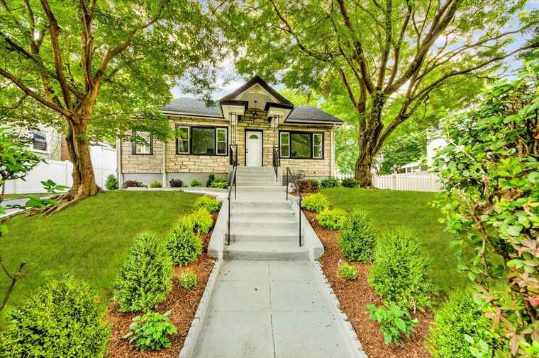 Photo of 75 Belknap Ave Yonkers, NY 10710