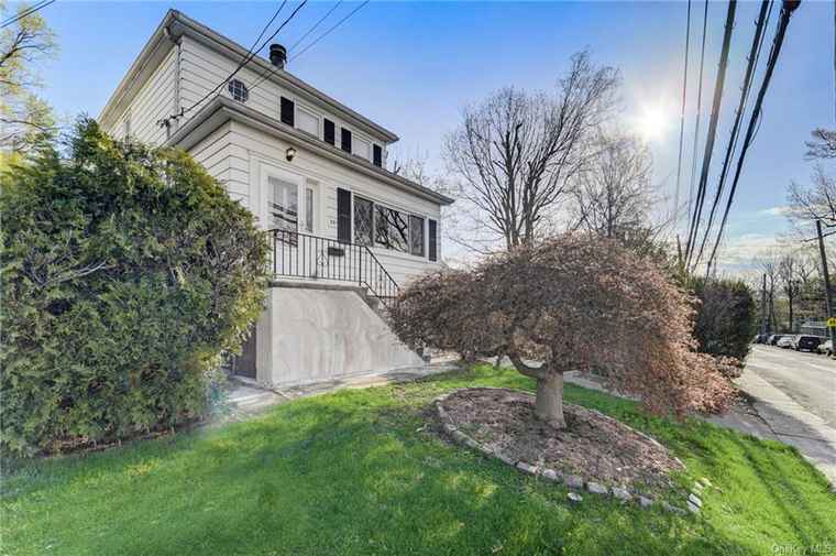 Photo of 391 Odell Ave Yonkers, NY 10703