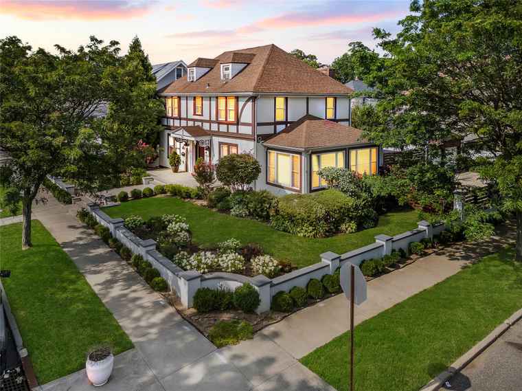 Photo of 9143 Hollis Court Blvd Queens Village, NY 11428