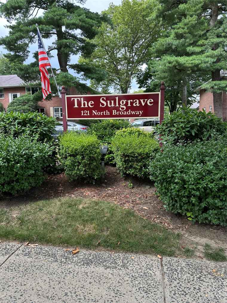 Photo of 121 North Broadway Unit 31H White Plains, NY 10603