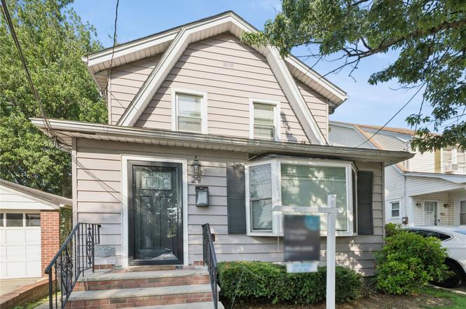29 Brokaw Ave, Floral Park, NY 11001 | For Sale ($830,000