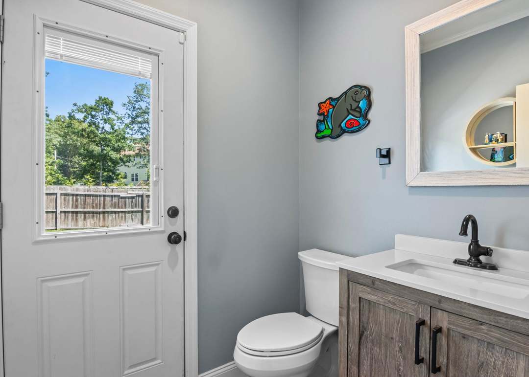 2 William St, East Setauket, NY 11733
