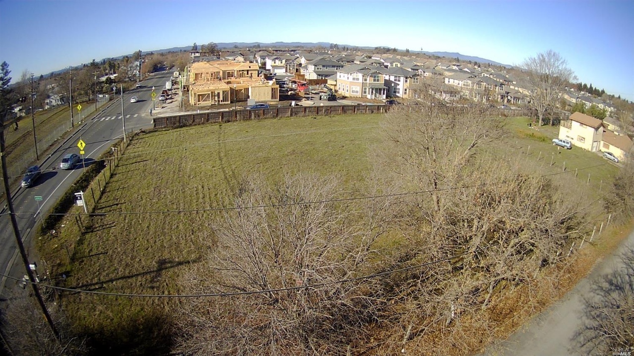 3463 Sebastopol Rd, Santa Rosa, CA 95407 | MLS# 22029005 | Redfin