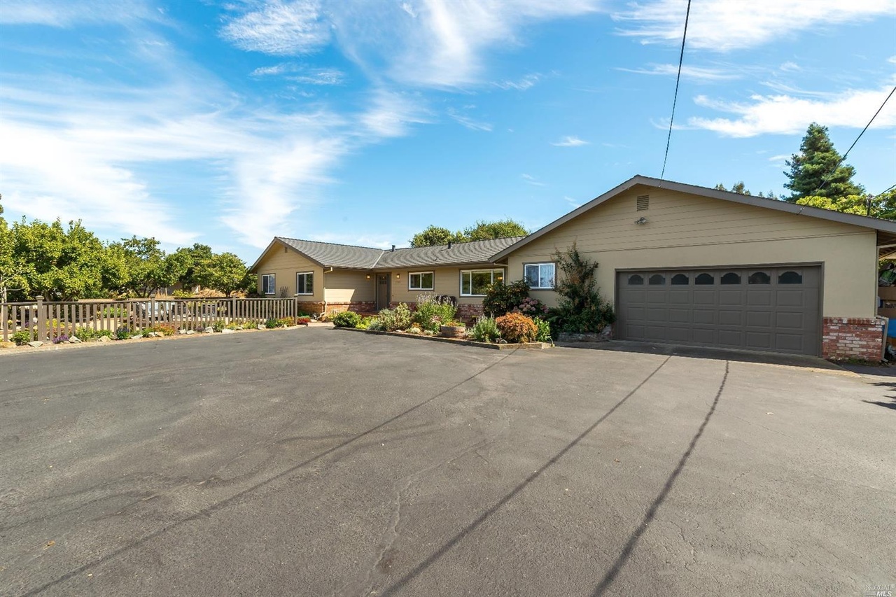 3991 Bodega Ave, Petaluma, CA 94952 MLS 21720209 Redfin