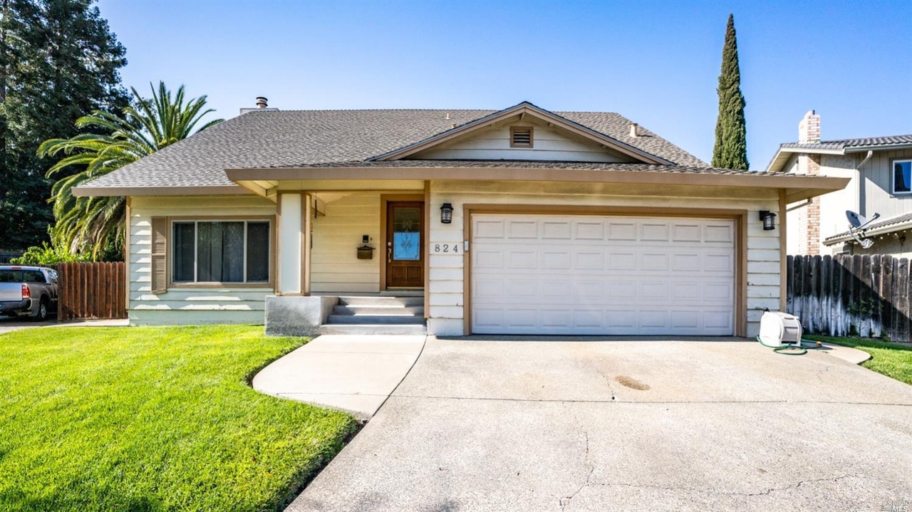 824 Coventry Ln, Fairfield, CA 94533 | MLS# 321078212 | Redfin