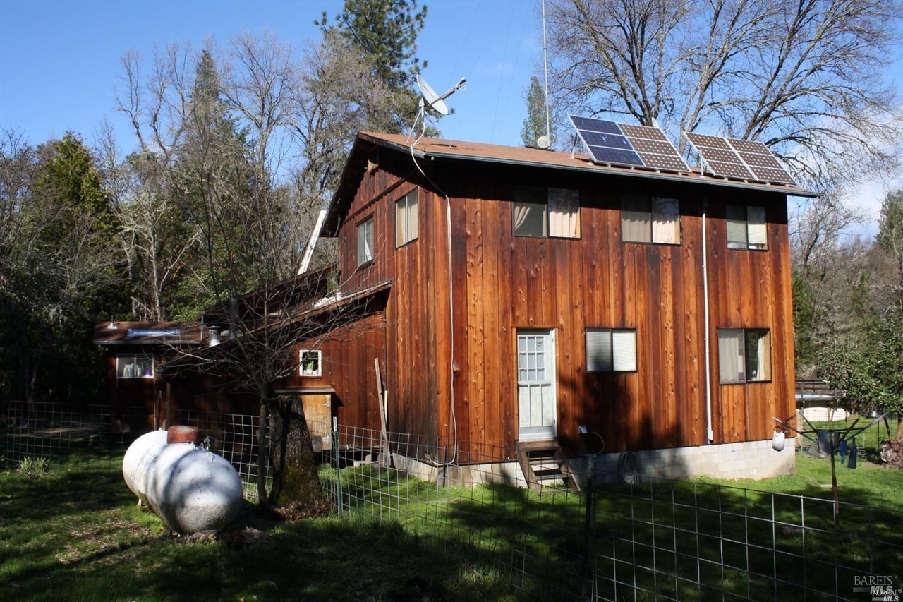 21221 Henderson Rd, Covelo, CA 95428 MLS 323920315 Redfin