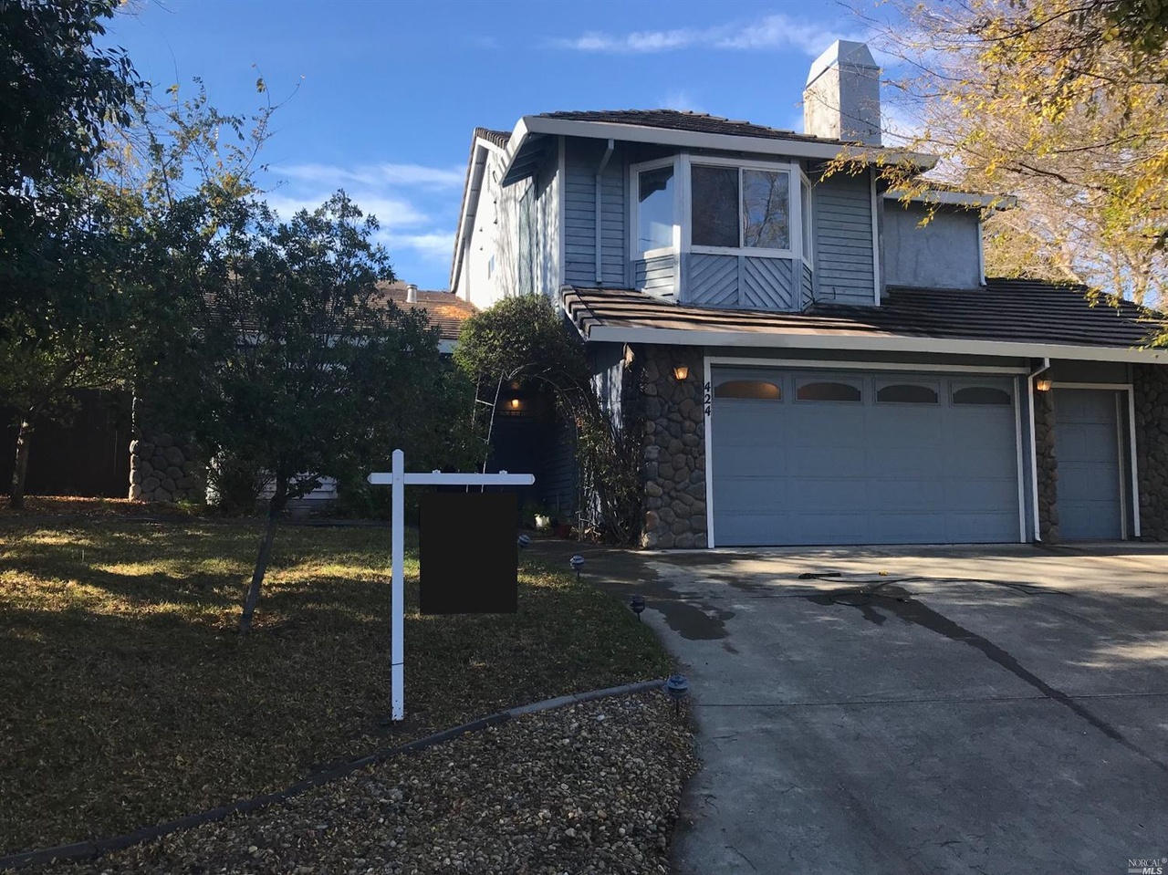 424 Rollingwood Ct Vacaville Ca 95688 3 Beds Baths