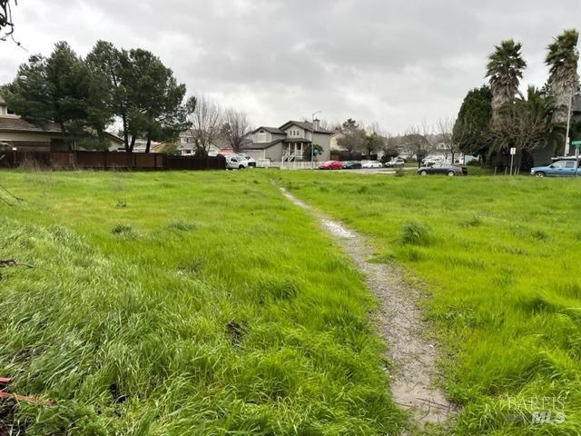 2187 Lansbury St, Santa Rosa, CA 95404 | MLS# 324007346 | Redfin