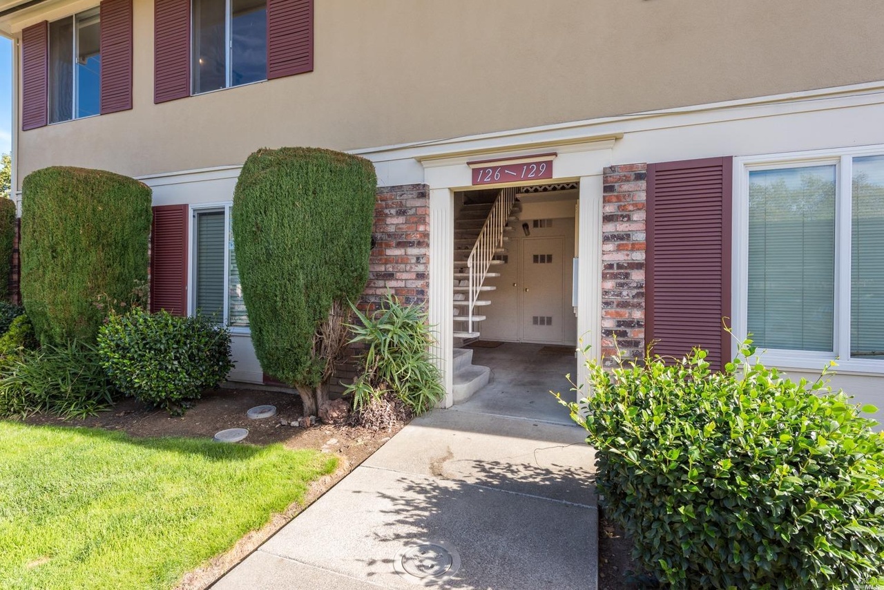 300 126 Stony Point Rd Santa Rosa Ca Mls Redfin 300 126 Stony Point Rd Santa Rosa Ca Mls Redfin