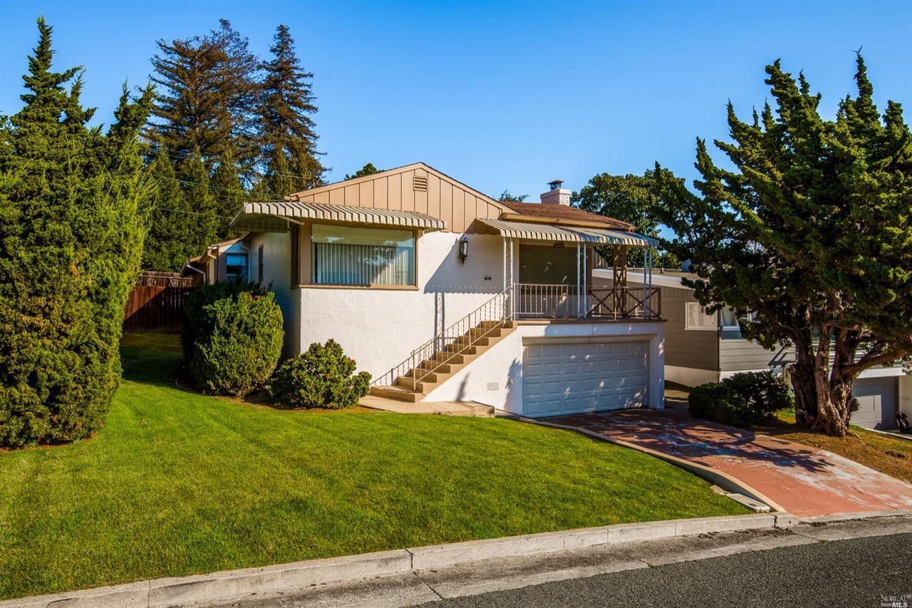 26 Loma Vista Dr, Vallejo, CA 94590 MLS 22002758 Redfin