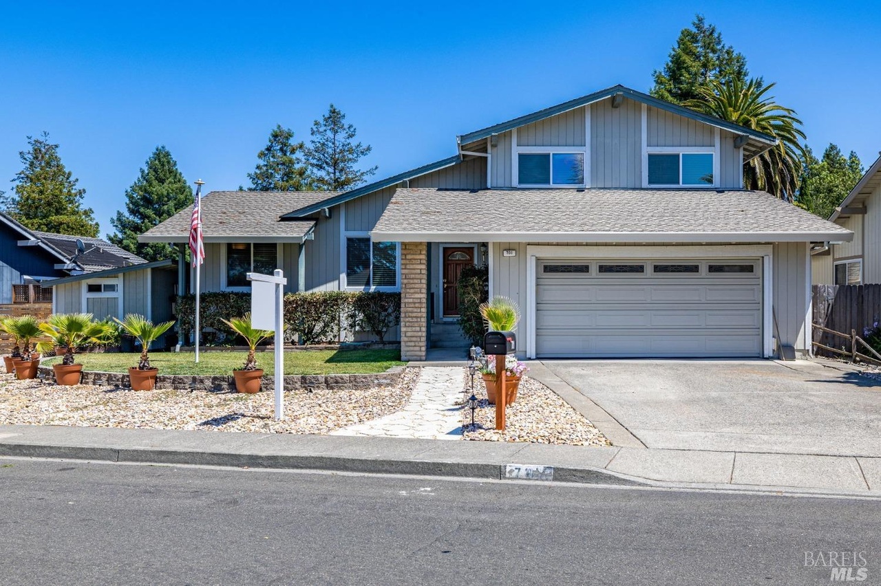 701 Holly Ave, Rohnert Park, CA 94928 | MLS# 323048772 | Redfin