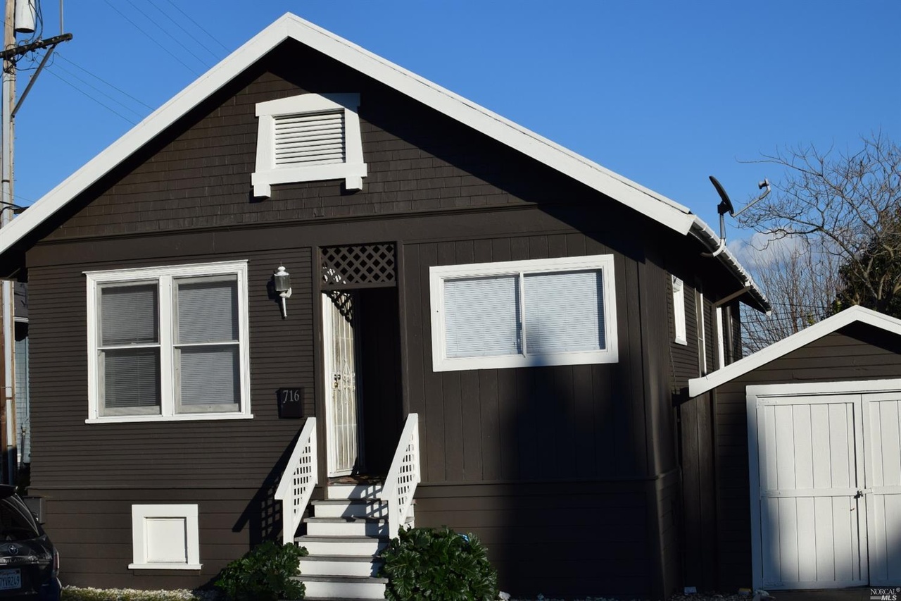 716 Alameda St, Vallejo, CA 94590  MLS# 22028860  Redfin