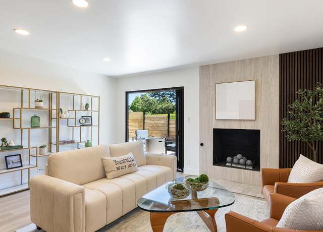 Property at 232 Vista Ct, Yountville, CA 94599, 2 beds, 2 baths