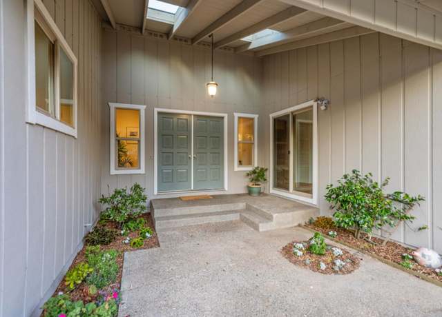 Property at 124 Pine Breeze Ln, Sebastopol, CA 95472, 3 beds, 2 baths