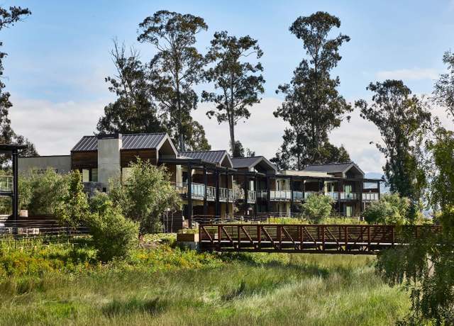 Property at 1405 Stanly Ln Unit B, Napa, CA 94559, 2 beds, 2.5 baths