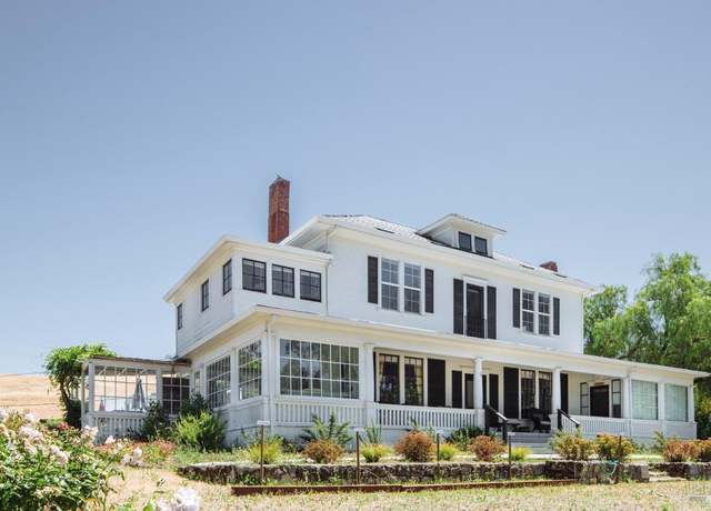 Property at 5215 Lakeville Hwy, Petaluma, CA 94954, 7 beds, 5.5 baths