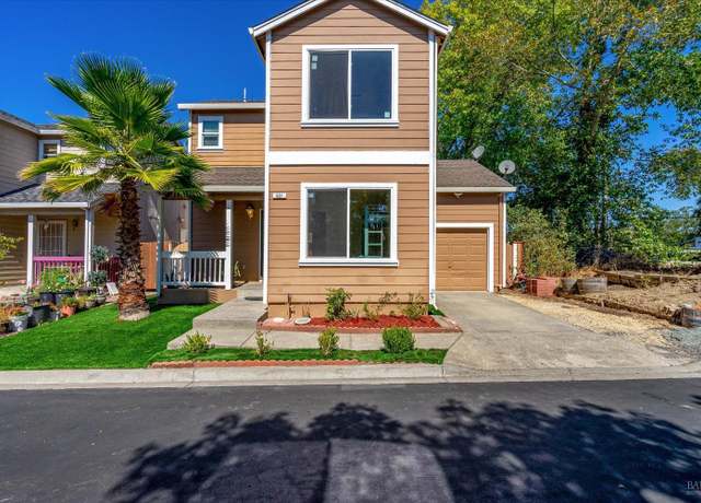 Property at 501 Miller Ln, Windsor, CA 95492, 3 beds, 2.5 baths