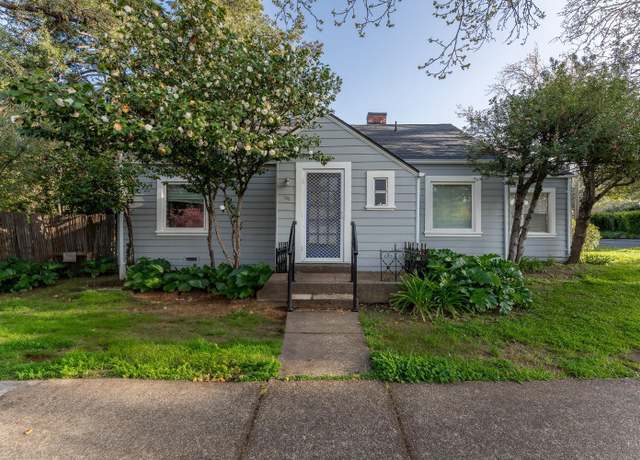 Property at 735 Grove Ave, Ukiah, CA 95482, 2 beds, 1 bath