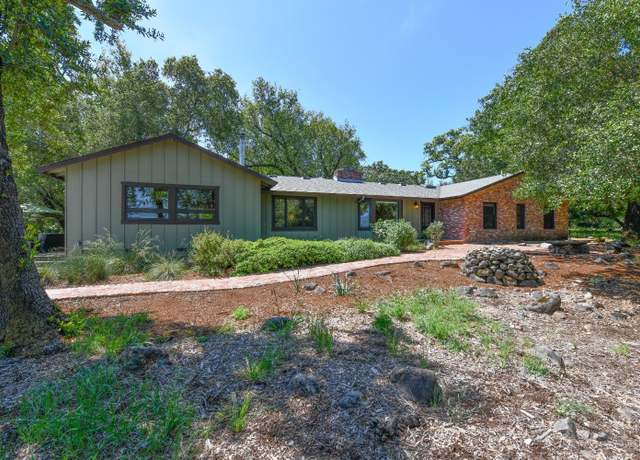Property at 2120 Grove St, Sonoma, CA 95476, 3 beds, 2.5 baths