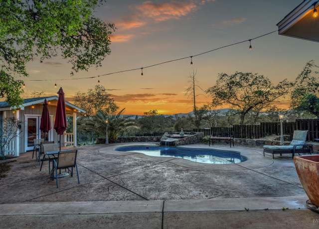 Property at 21126 Yankee Valley Rd, Hidden Valley Lake, CA 95467, 4 beds, 5 baths