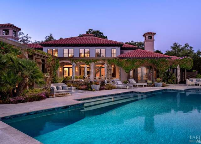 Property at 1940 Redwood Hill Ct, Santa Rosa, CA 95404, 5 beds, 4.5 baths