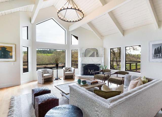 Property at 2725 Keiser Rd, Kenwood, CA 95452, 2 beds, 2.5 baths