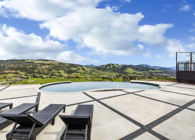 Property at 3942 Shelter Glen Way, Santa Rosa, CA 95404, 4 beds, 4.5 baths