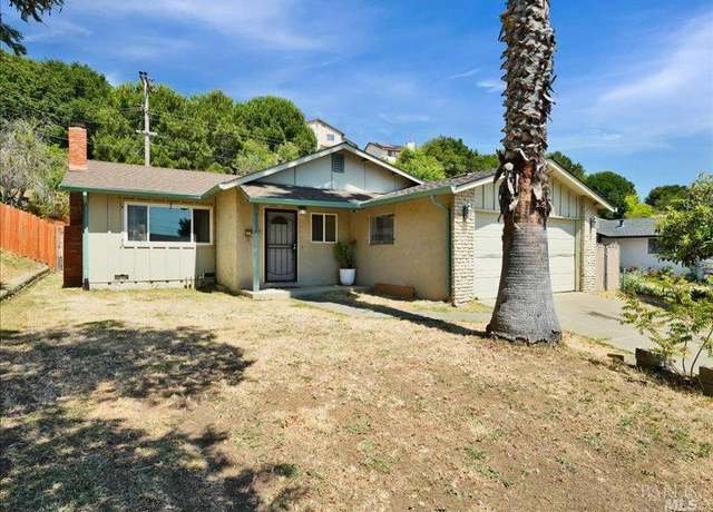 Property at 810 Stanford Dr, Vallejo, CA 94589, 3 beds, 2 baths