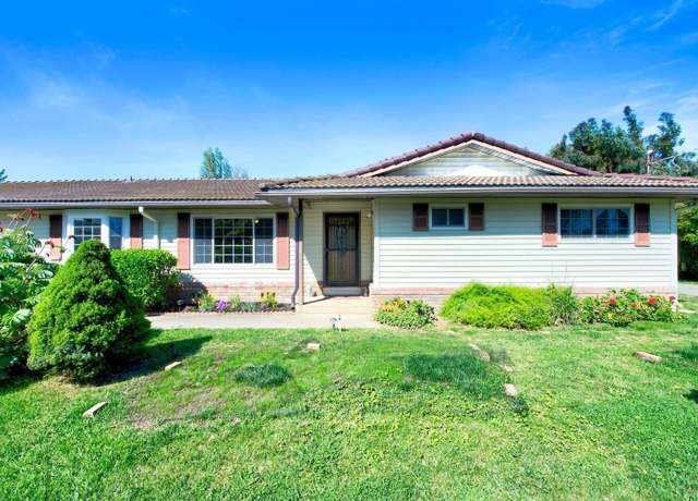Property at 4353 - 4355 Solano Rd, Fairfield, CA 94533, 3 beds, 2.5 baths