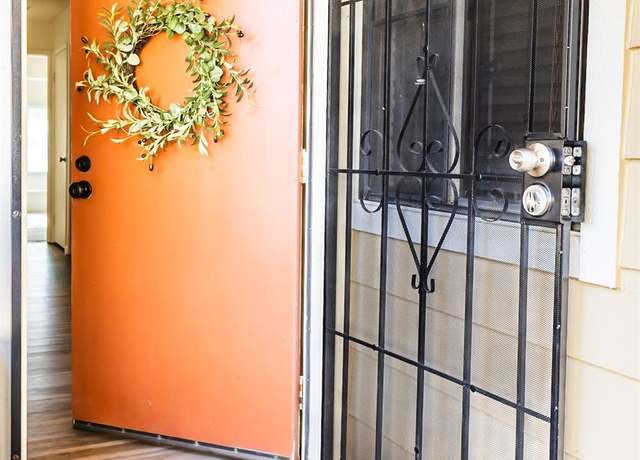 Property at 103 Woodlake Dr, Santa Rosa, CA 95405, 2 beds, 1 bath
