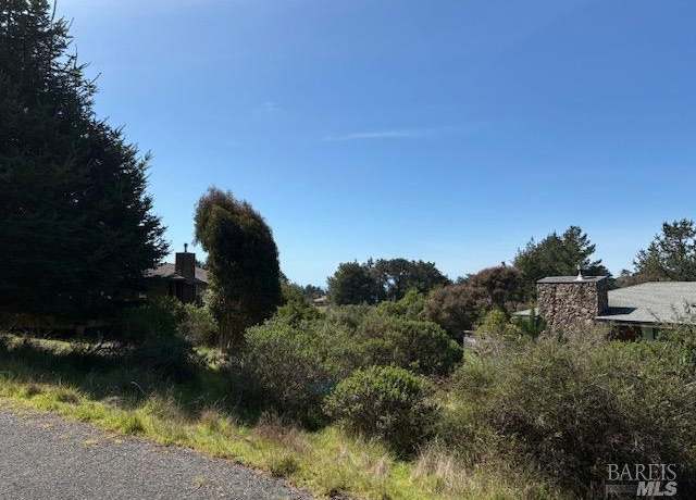 Property at 15251 Forest View Rd, Manchester, CA 95459