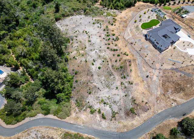 Property at 3926 Silver Fox Ct, Santa Rosa, CA 95403