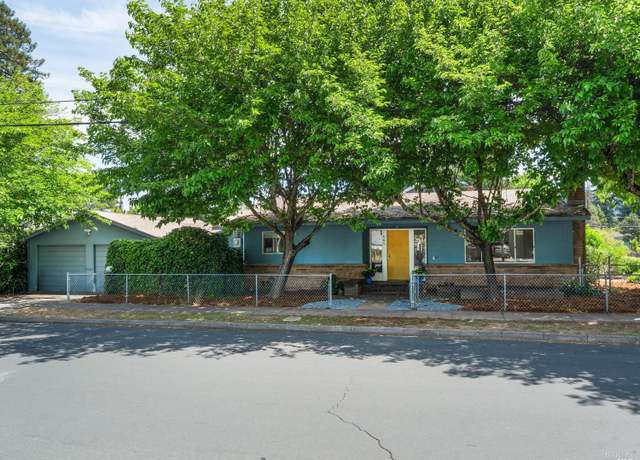 Property at 605 N Pine St, Ukiah, CA 95482, 2 beds, 2 baths
