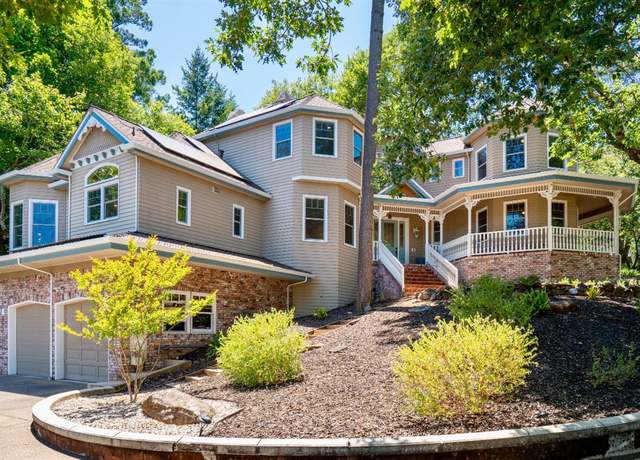 Property at 1362 Manzanita Ct, Santa Rosa, CA 95404, 4 beds, 3.5 baths