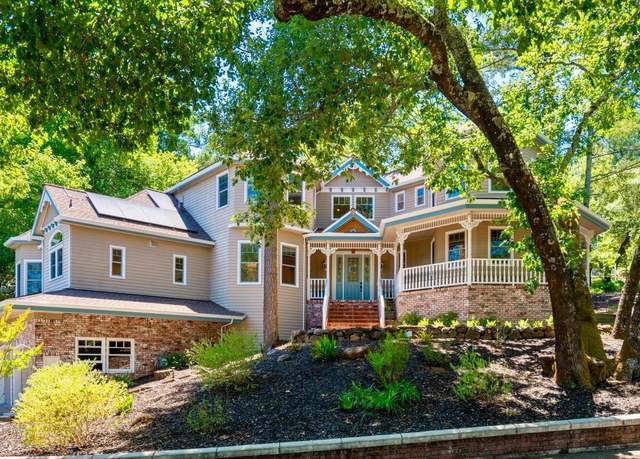 Property at 1362 Manzanita Ct, Santa Rosa, CA 95404, 4 beds, 3.5 baths