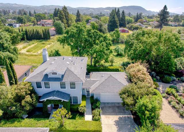 Property at 580 E 6th St, Sonoma, CA 95476, 3 beds, 2.5 baths