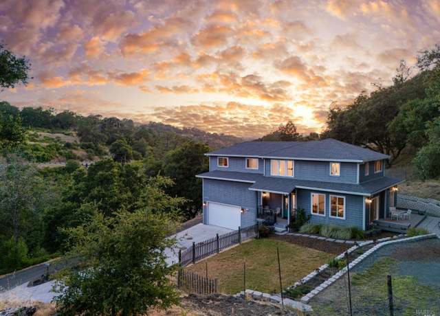 Property at 3805 Porter Creek Rd, Santa Rosa, CA 95404, 3 beds, 2.5 baths