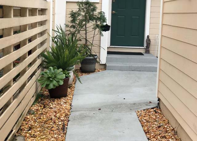 Property at 2168 Chianti Dr, Santa Rosa, CA 95403, 2 beds, 1.5 baths
