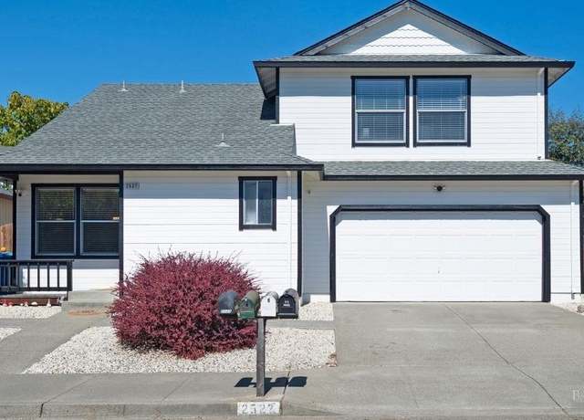 Property at 2527 Richie Pl, Santa Rosa, CA 95403, 2 beds, 1.5 baths