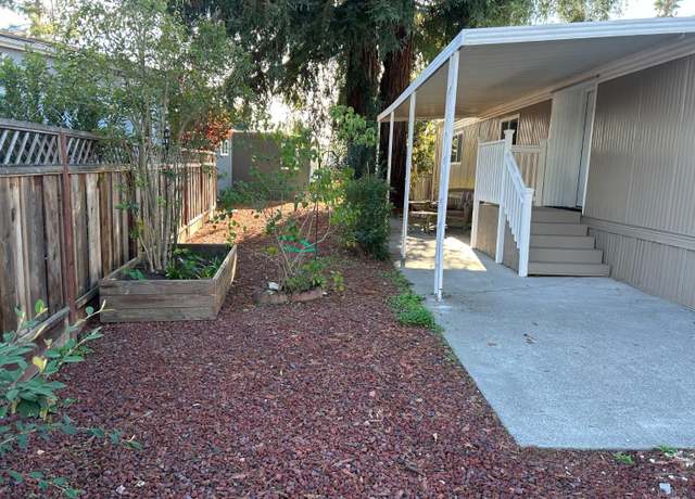 Property at 594 Sonoma Dr, Petaluma, CA 94954, 3 beds, 2 baths
