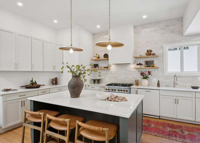 Property at 11 Stetson Ave, Kentfield, CA 94904, 4 beds, 3 baths