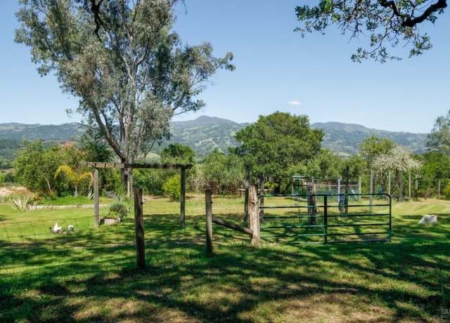 Property at 350 Canyon Rd, Geyserville, CA 95441, 2 beds, 1.5 baths