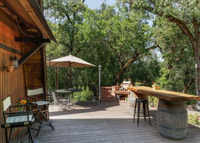 Property at 350 Canyon Rd, Geyserville, CA 95441, 2 beds, 1.5 baths