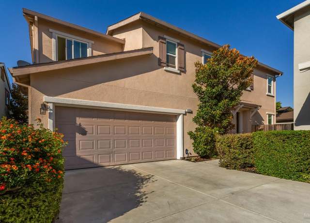 Property at 1125 Strawberry Ln, Suisun City, CA 94585, 3 beds, 2.5 baths