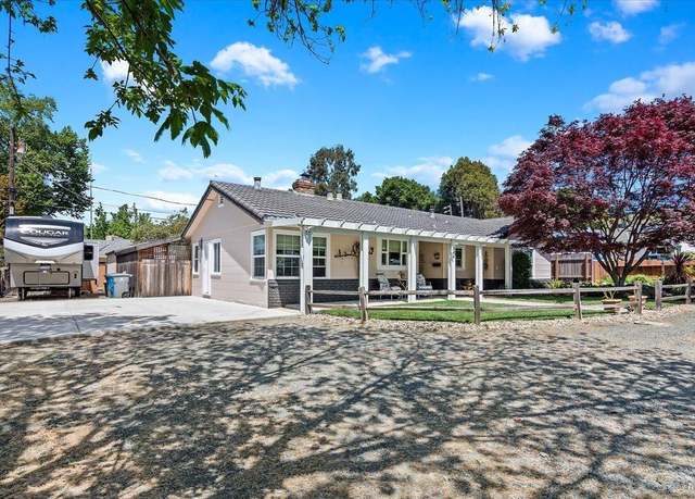 Property at 244 Skibbereen Ln, Vallejo, CA 94590, 2 beds, 1 bath