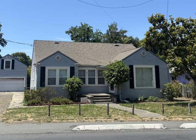 Property at 825 Burbank Ave, Santa Rosa, CA 95407, 2 beds, 1 bath