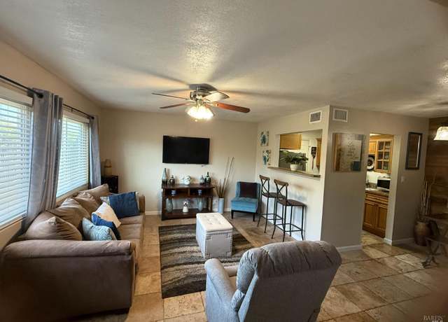 Property at 100 Del Rio Ct #2, Vacaville, CA 95687, 2 beds, 1.5 baths