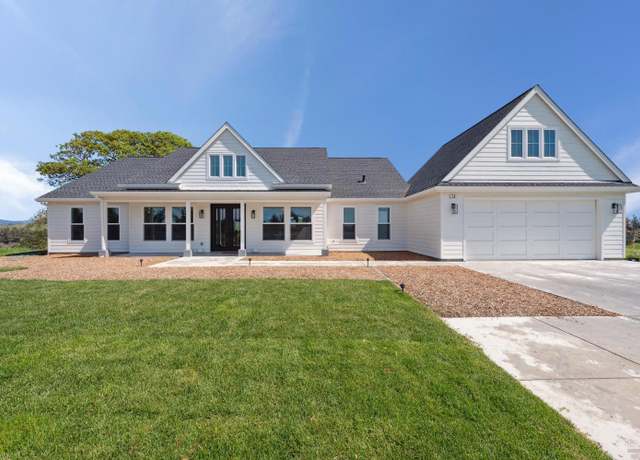 Property at 27 - 29 Valen Way, Petaluma, CA 94952, 4 beds, 4.5 baths