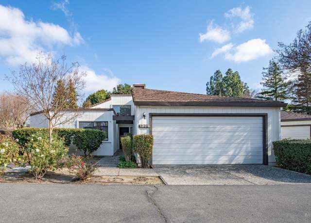 Property at 1305 Hazelwood Ct, Dixon, CA 95620, 3 beds, 2 baths
